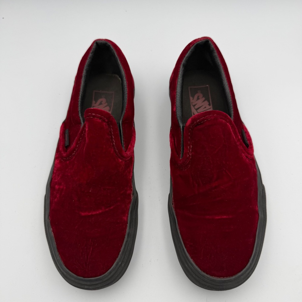 Vans Classic Slip On Womens 8 Red Excellent Velvet